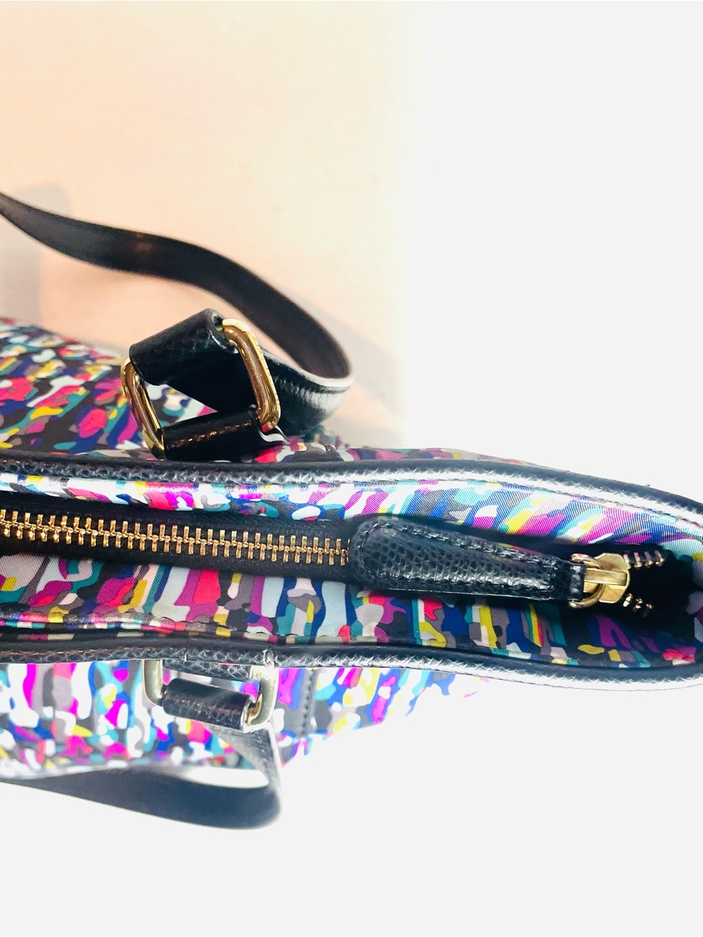 Vera Bradley Ella Tote Colorful Abstract Print Water-Resistant Bag Leather Trim - Picture 4 of 16